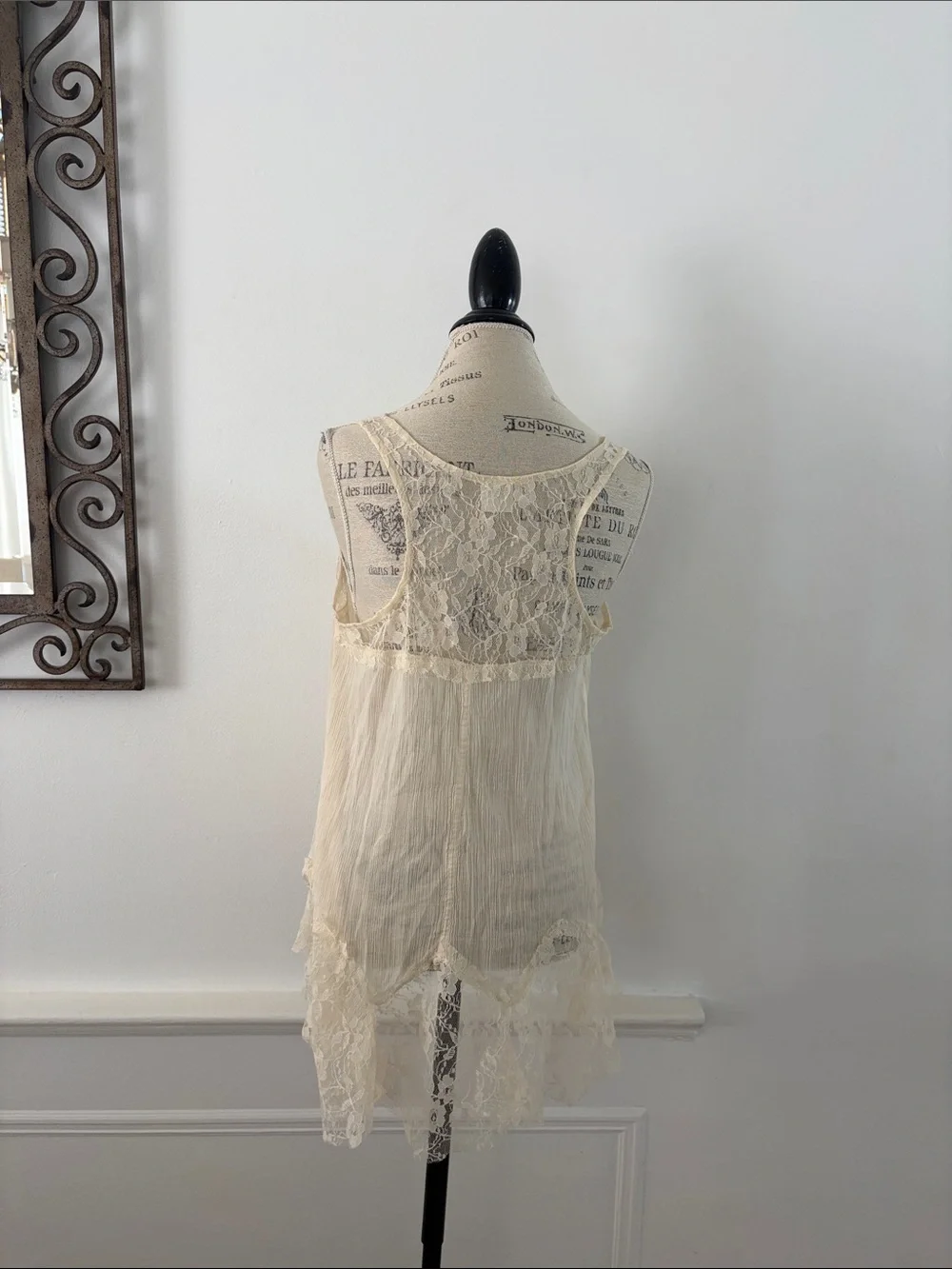 Free People Cream Lace V-Neck Camisole - Picture 3 of 3